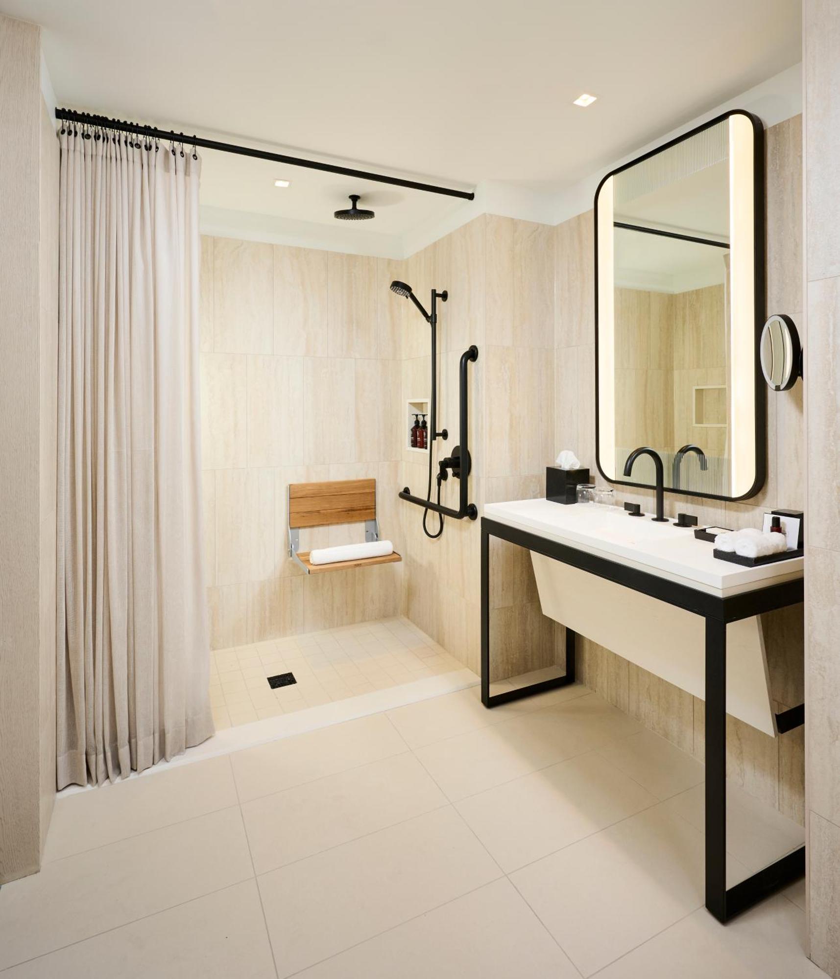 Luxury King Studio with City View